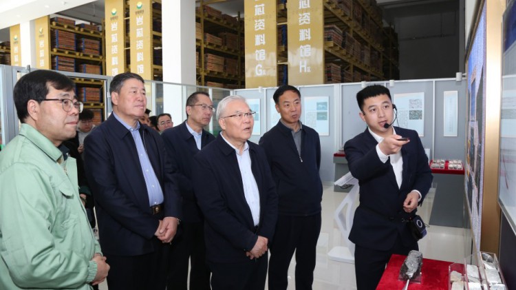全國(guó)政協(xié)常委、省政協(xié)副主席尚勛武蒞臨金徽股份調(diào)研綠色礦山建設(shè)工作